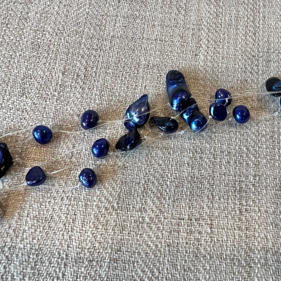 Genuine Shell Necklace - Picture 15 of 16